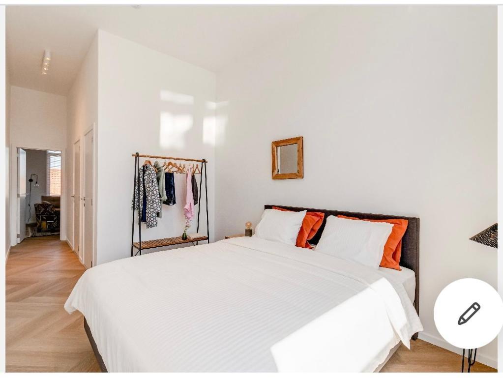 Room Engine Residence Anversa Esterno foto
